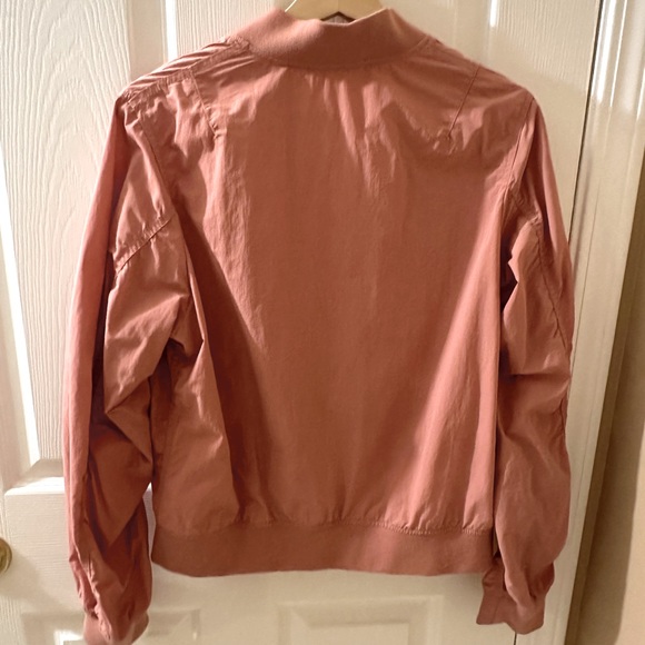 Rose pink bomber jacket - Picture 2 of 3